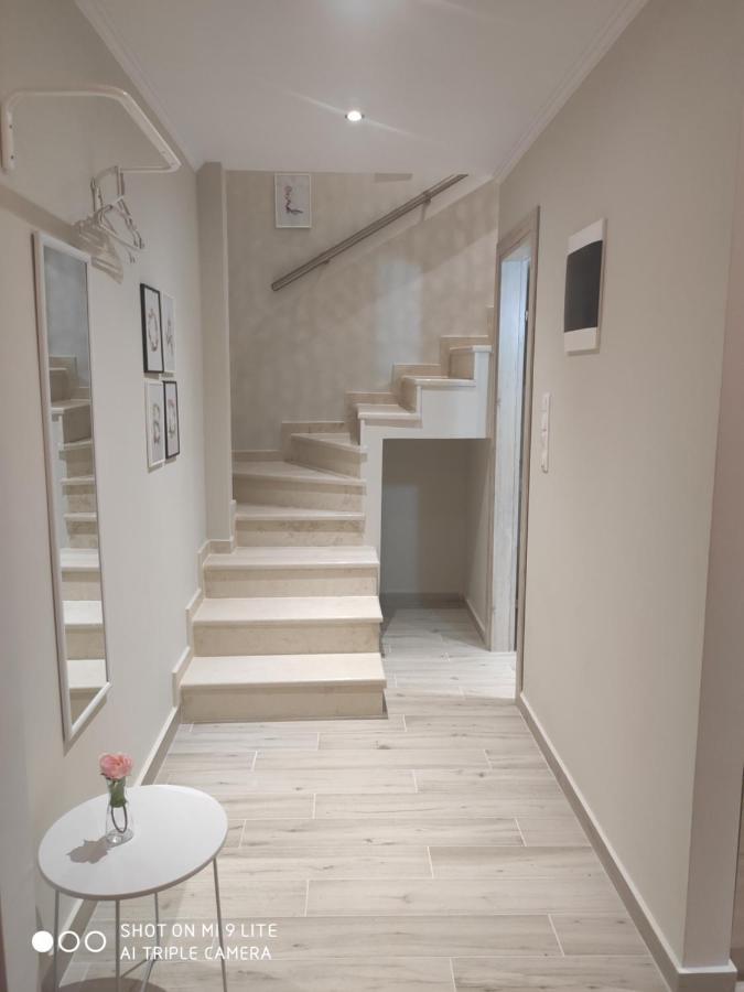 Kamares Suites Nea Kallikrateia Exterior photo
