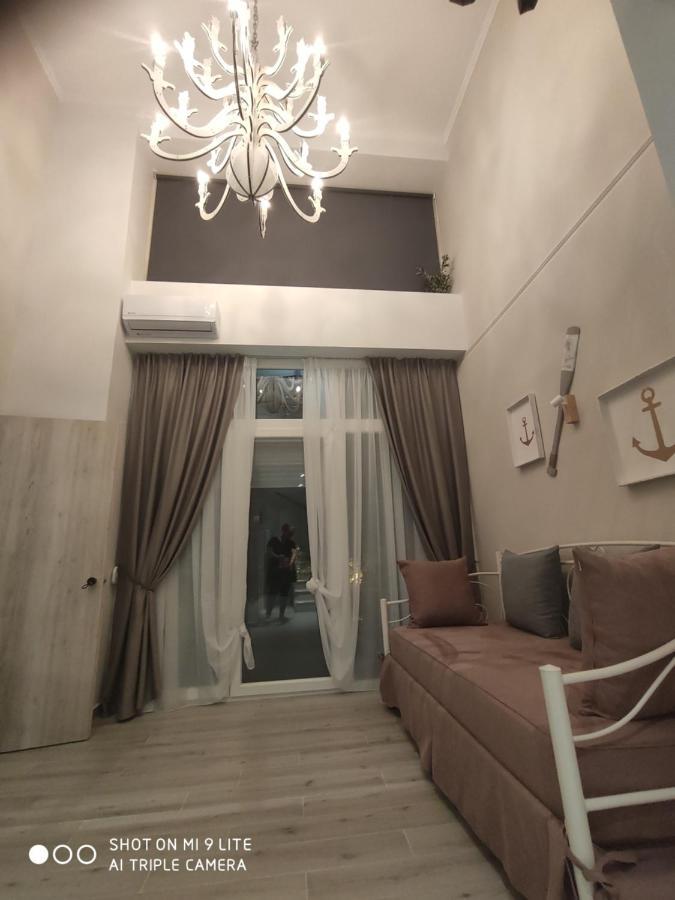 Kamares Suites Nea Kallikrateia Exterior photo