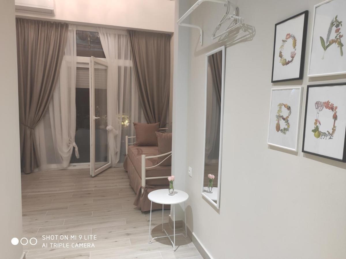 Kamares Suites Nea Kallikrateia Exterior photo