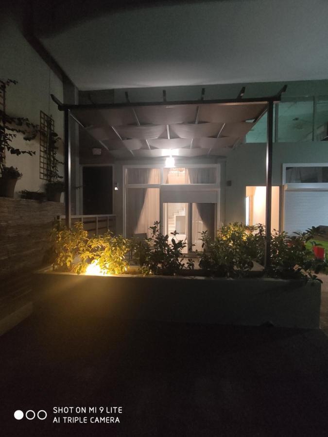 Kamares Suites Nea Kallikrateia Exterior photo